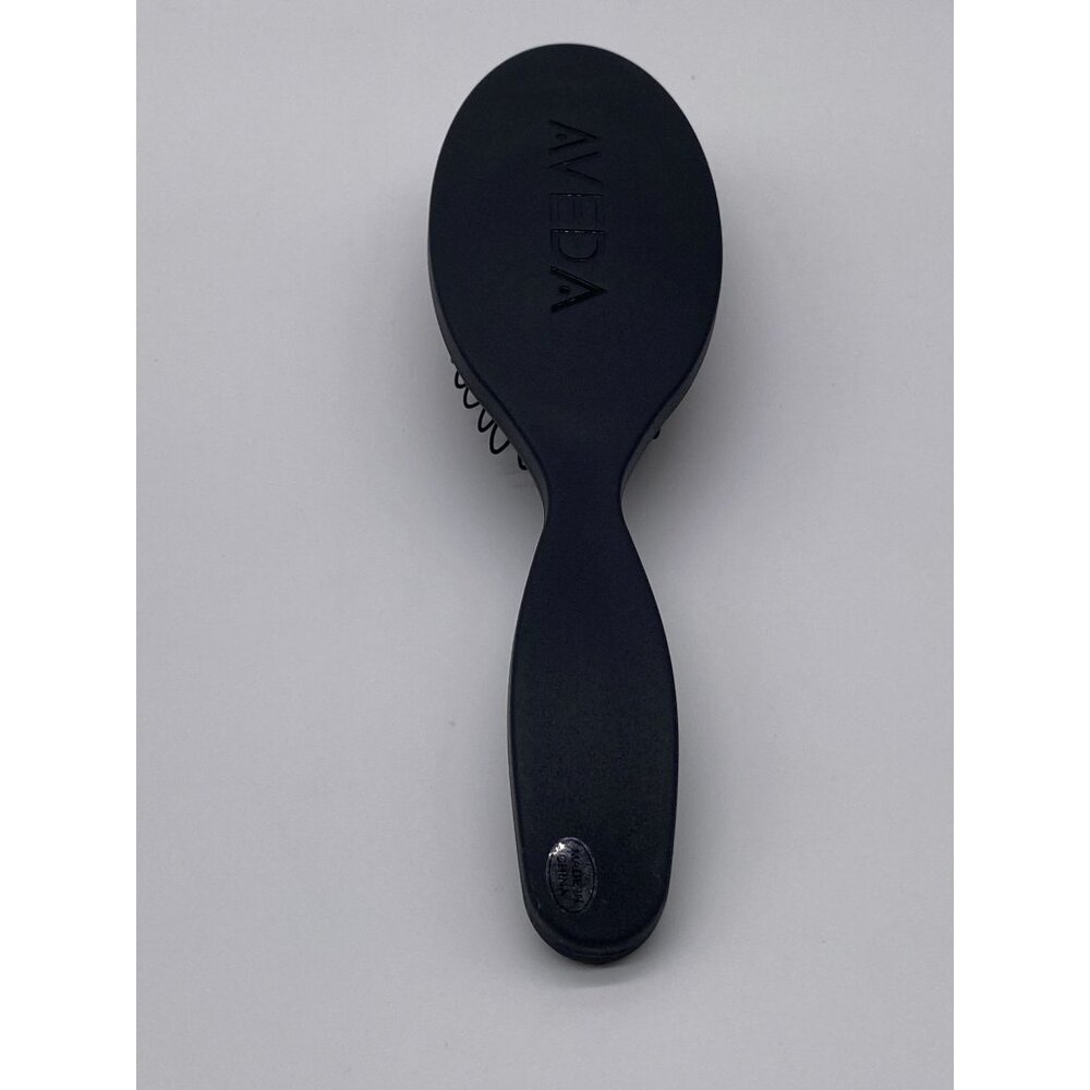 Aveda Pramasana Exfoliating Scalp Brush